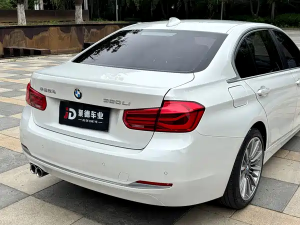 BMW 3 Series 2019