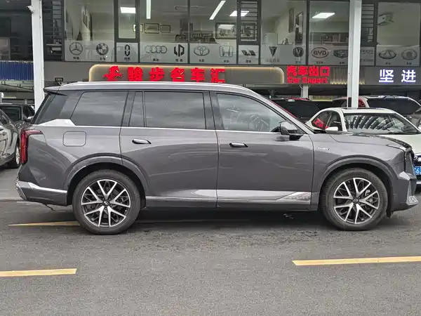 GAC Trumpchi ES9 2024