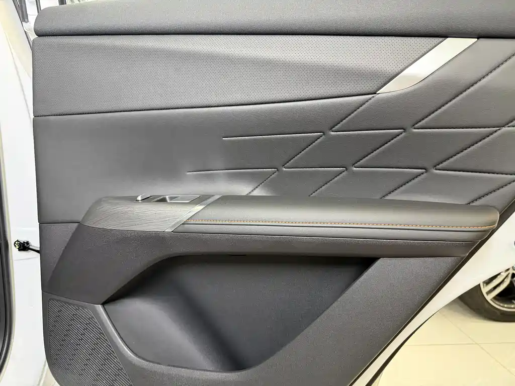 Changan CS75 PLUS 2026 — фото 16