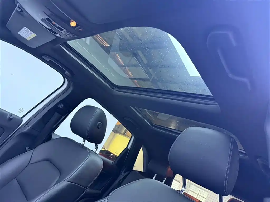 Mercedes-Benz B-Class 2017 — фото 20