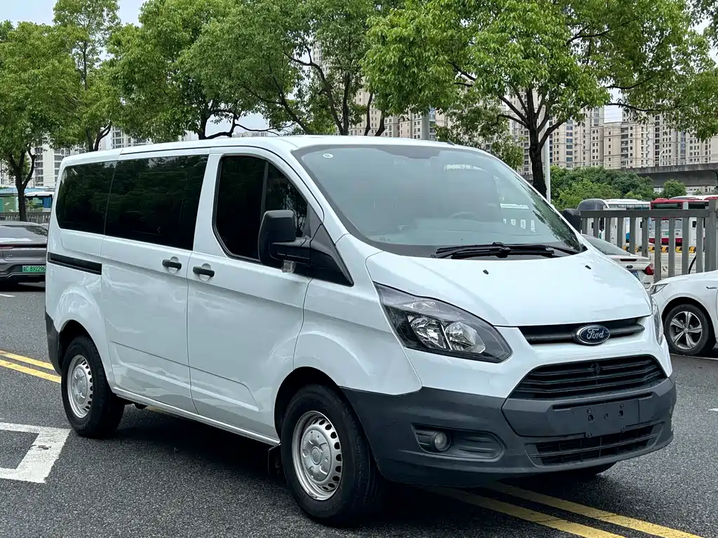 Ford Transit 2021 — фото 3