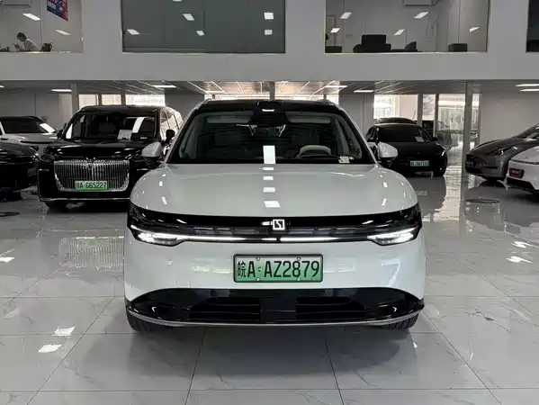 Zeekr 7X 2025
