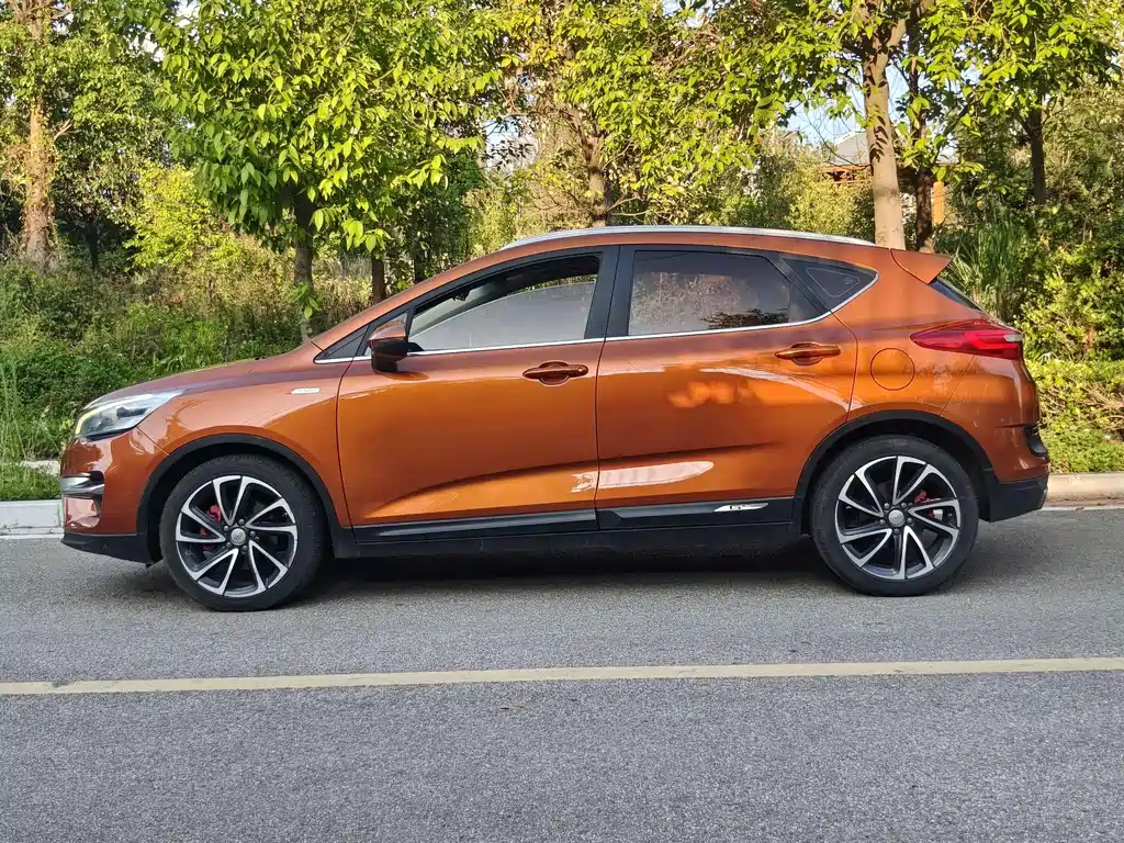 Geely Emgrand GS 2017