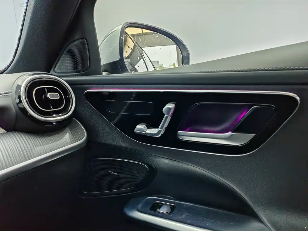 Mercedes-Benz C-Class 2021 — фото 16