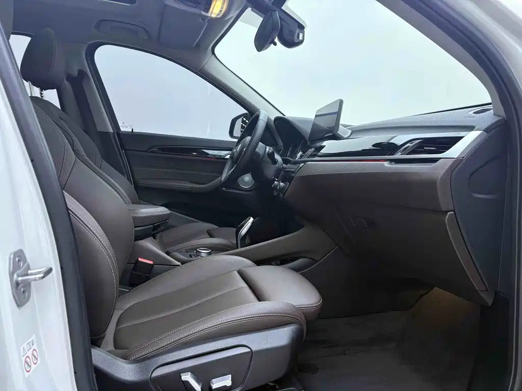 BMW X1 2021 — фото 19