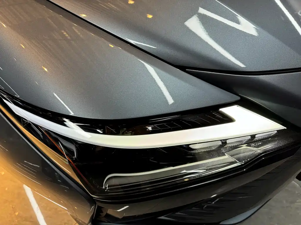 Lexus RZ 2023 — фото 13
