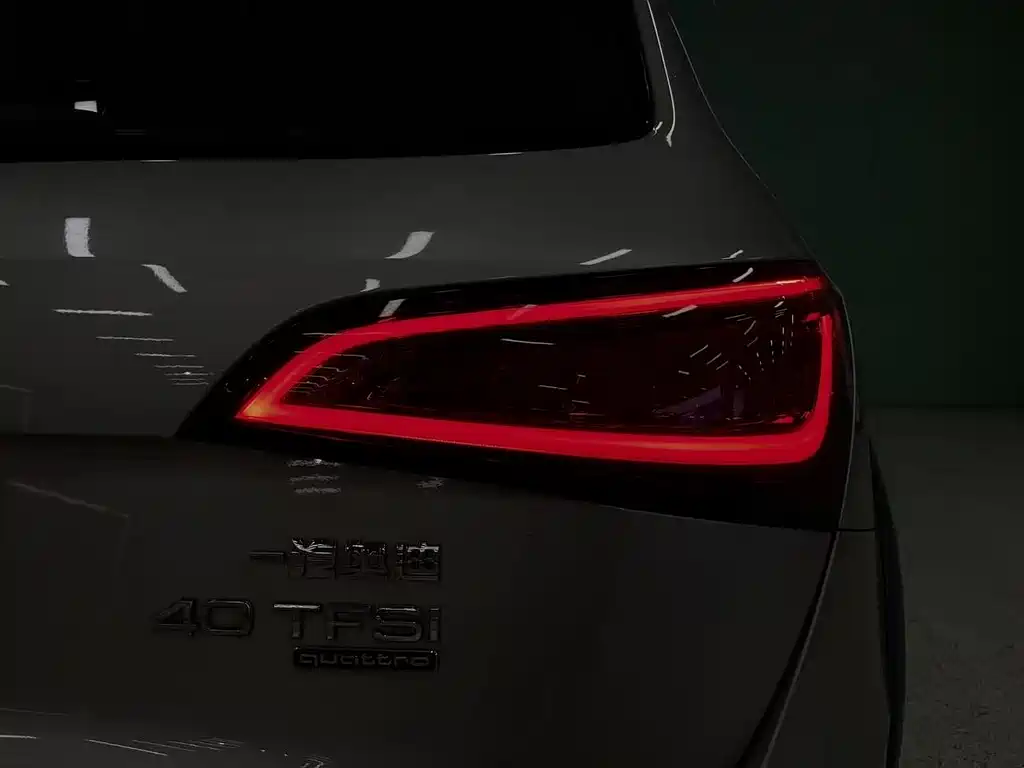 Audi Q5 2018 — фото 20