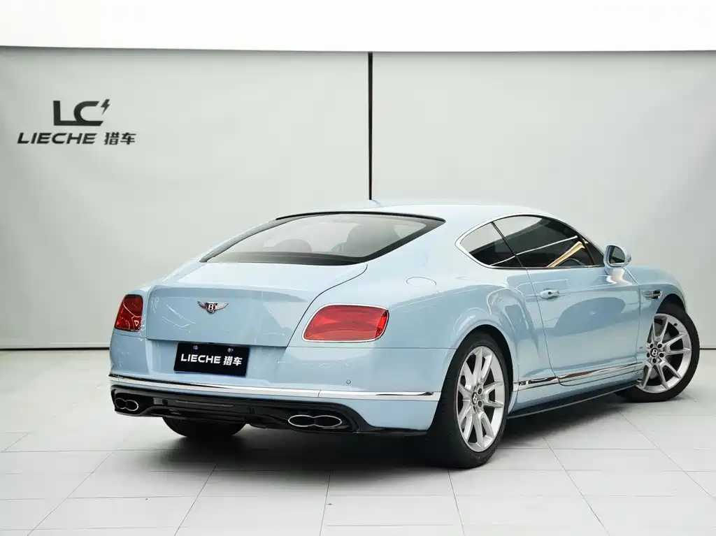 Bentley Continental 2019 — фото 14
