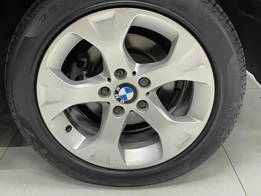 BMW X1 2012 — фото 20