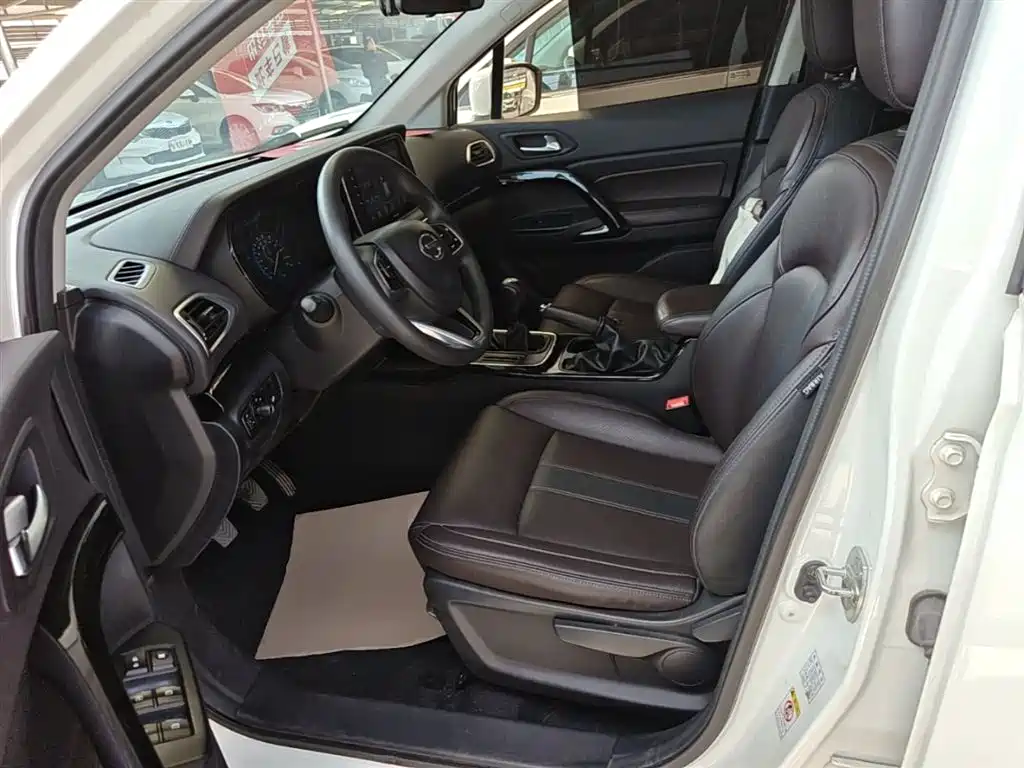 GAC Motor Trumpchi GS4 2019 — фото 15