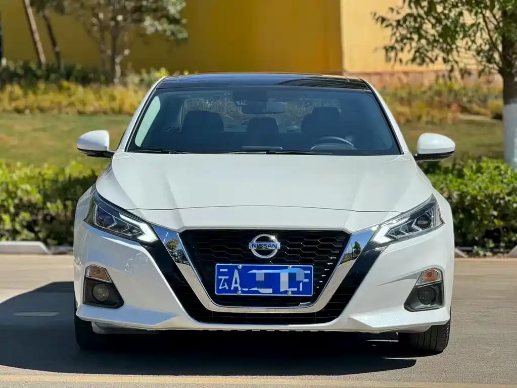 Nissan Teana 2022 — фото 2