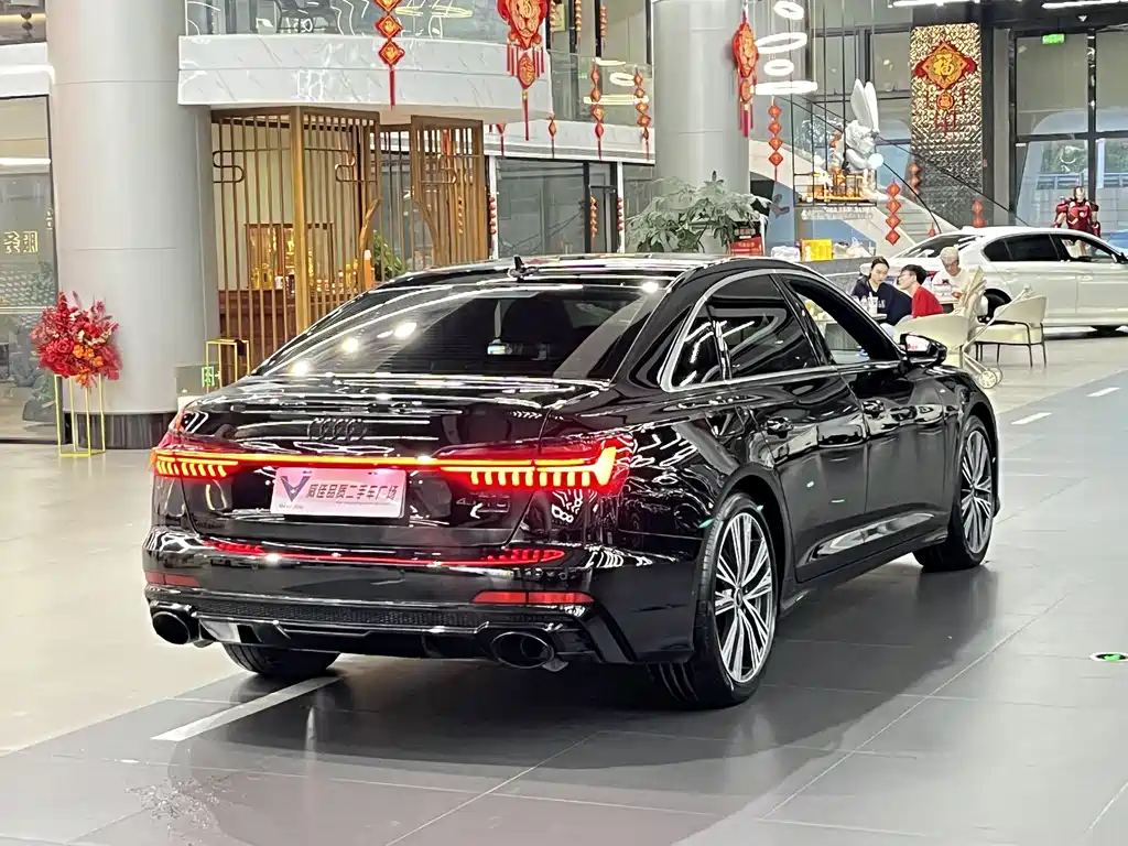 Audi A6L 2022 — фото 10