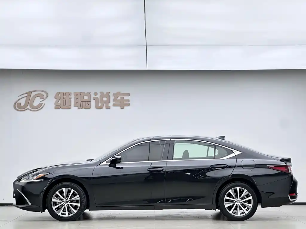 Lexus ES 2021 — фото 4