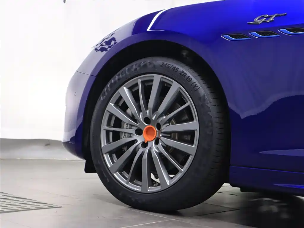 Maserati Ghibli — фото 18