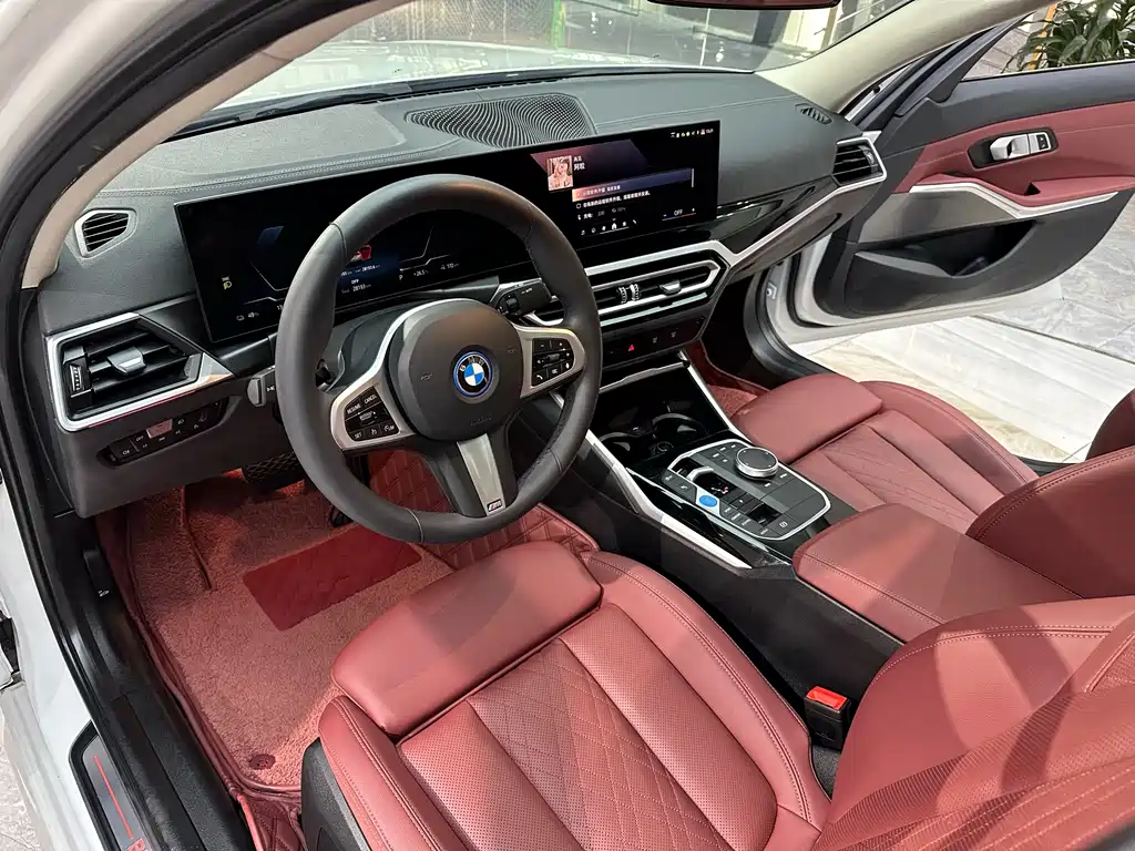 BMW i3 2024 — фото 15