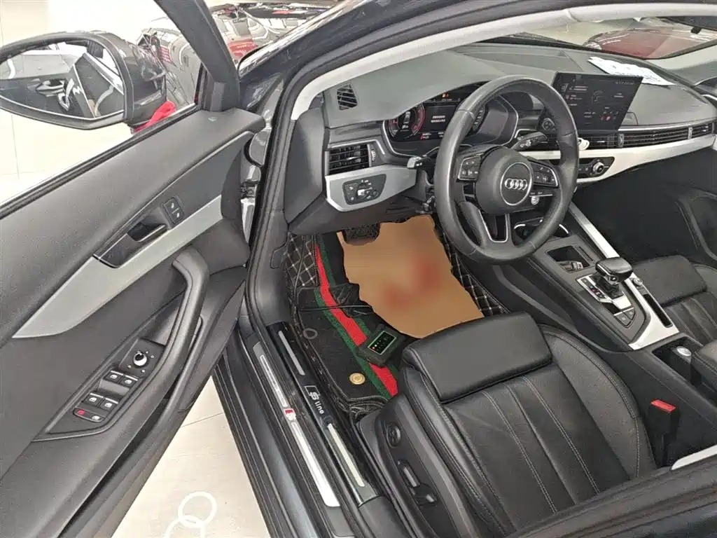 Audi A4L 2022 — фото 16