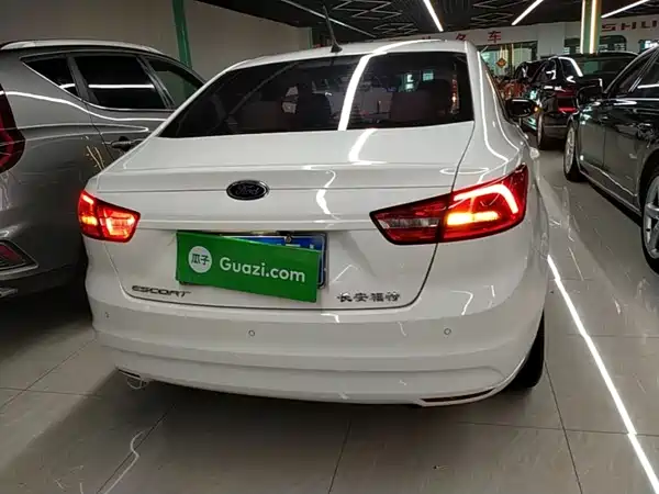 Ford Escort 2017