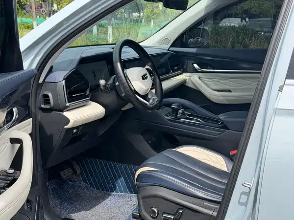 Geely Xingyue L 2022
