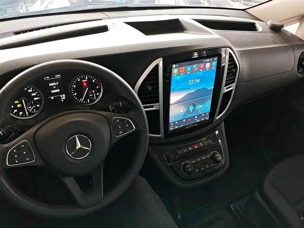 Mercedes-Benz Vito 2022 — фото 10