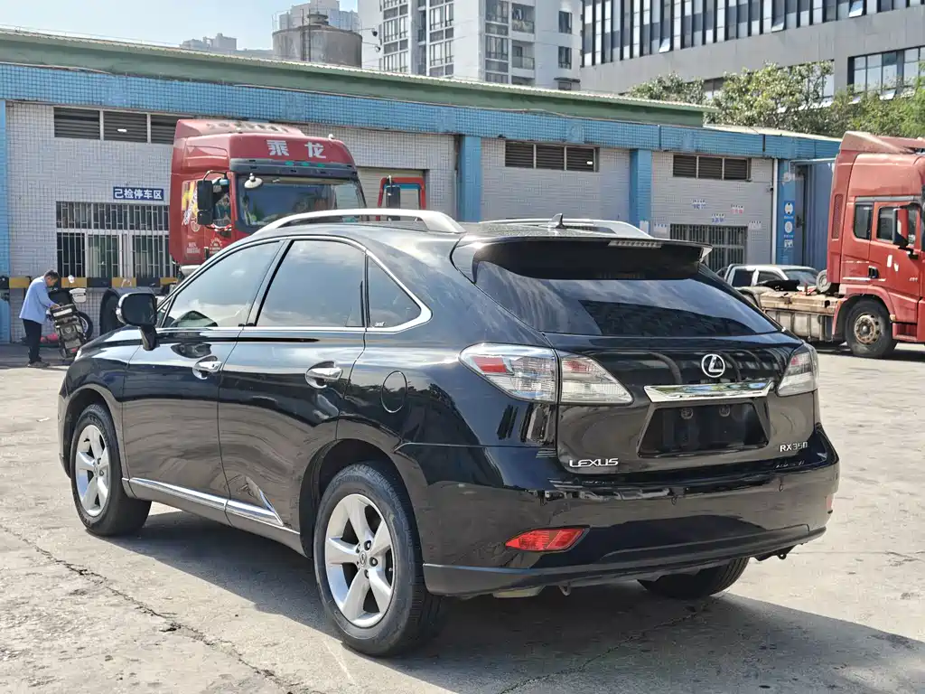 Lexus RX Classic 2011 — фото 6