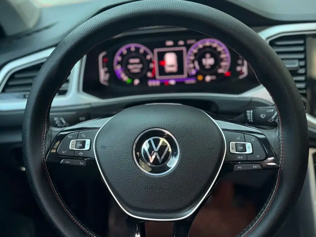 Volkswagen T-Roc 2022 — фото 20