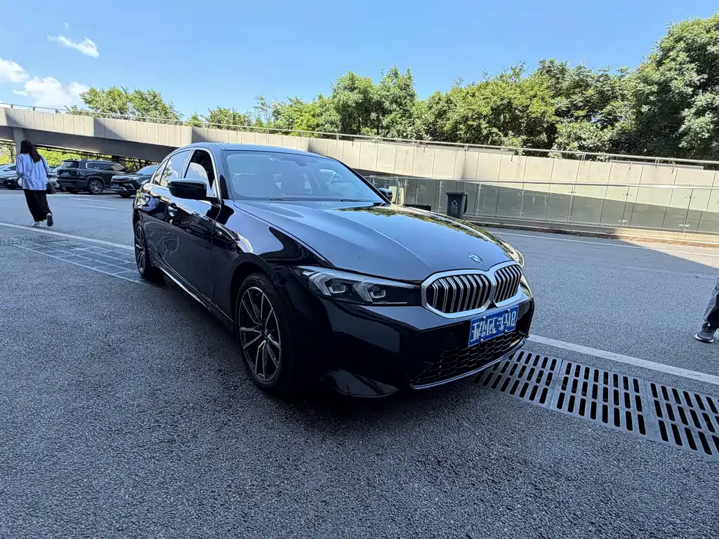 BMW 3 Series 2023