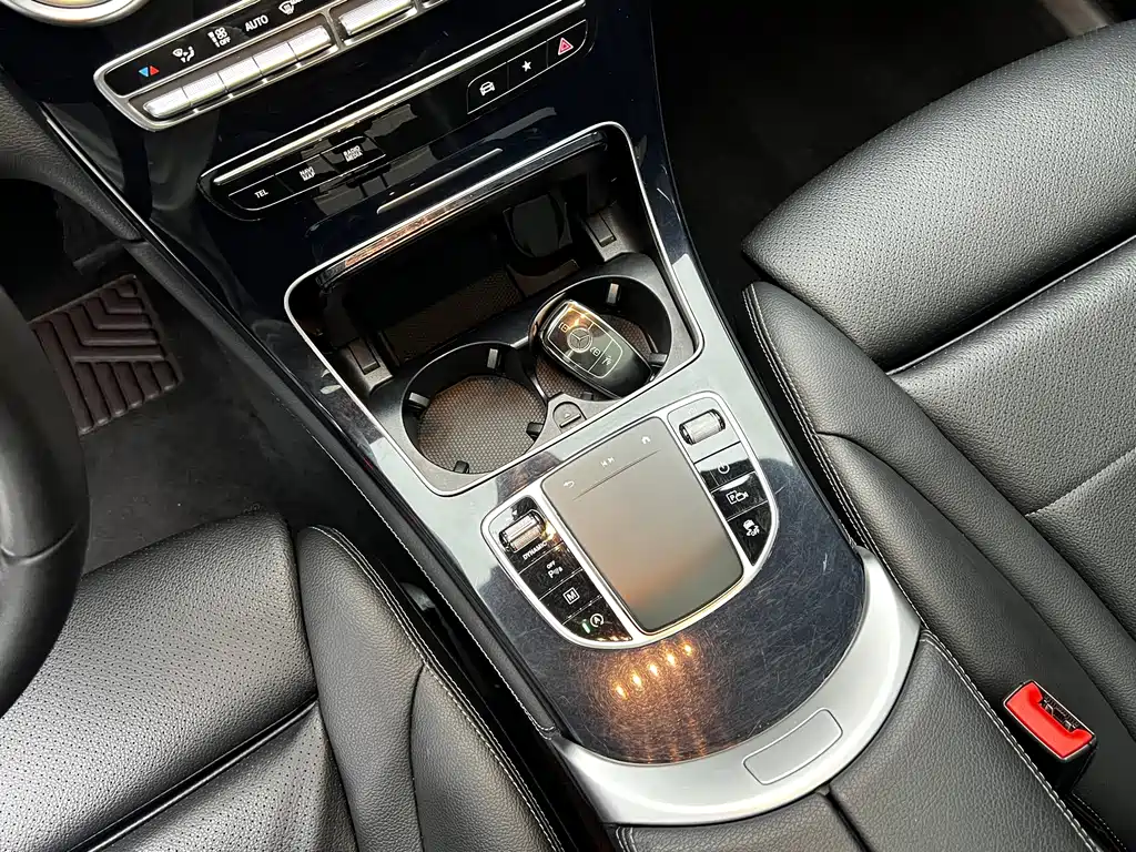 Mercedes-Benz GLC 2020 — фото 15