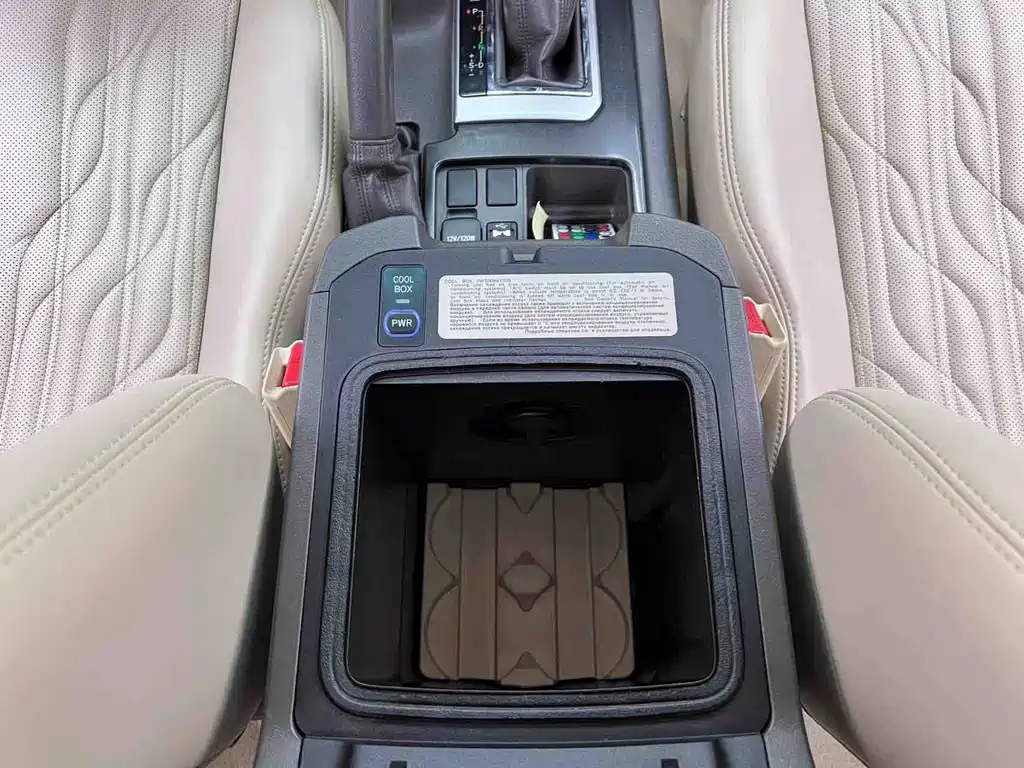 Toyota Prado 2017 — фото 16