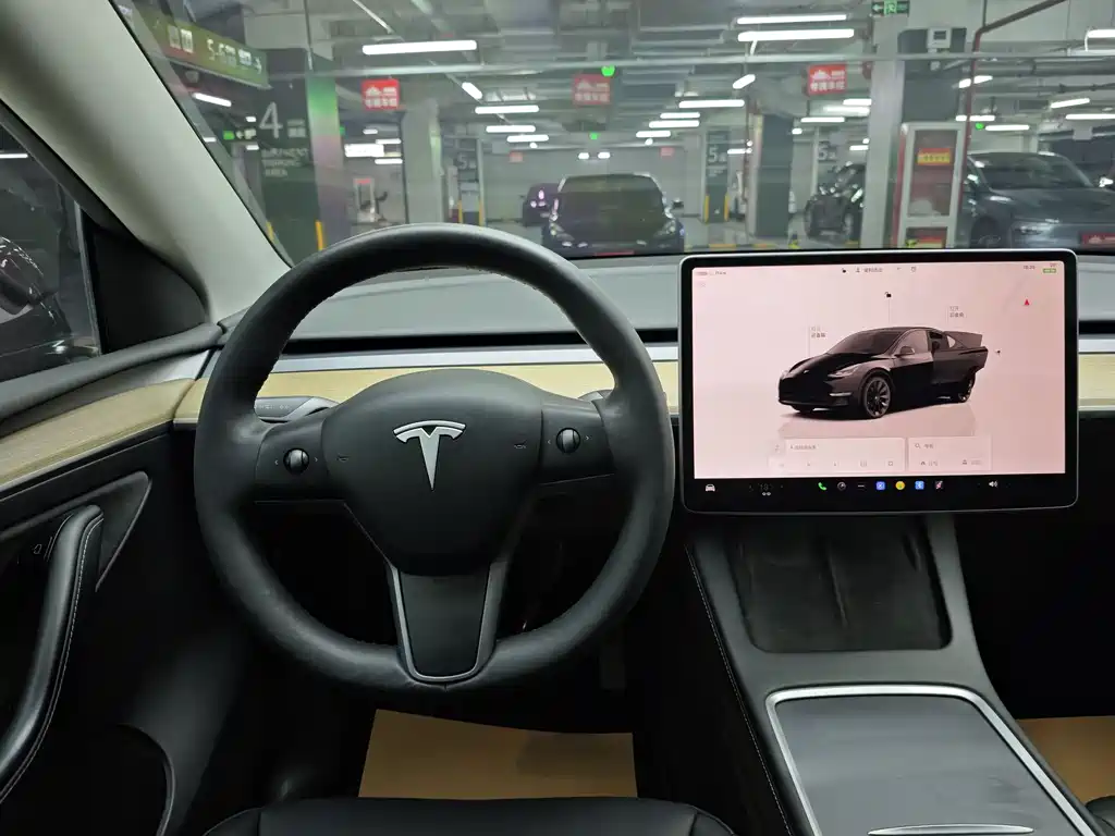 Tesla Model Y 2023 — фото 12
