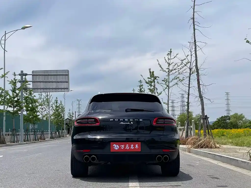 Porsche Macan 2015 — фото 9
