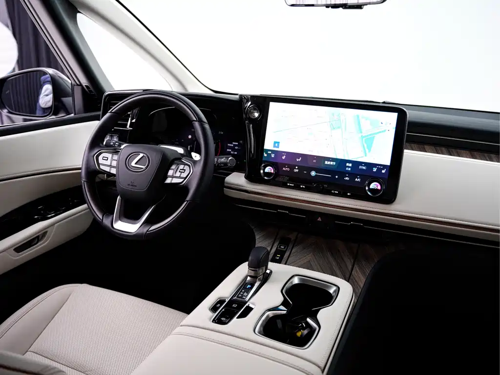 Lexus LM 2025 — фото 12