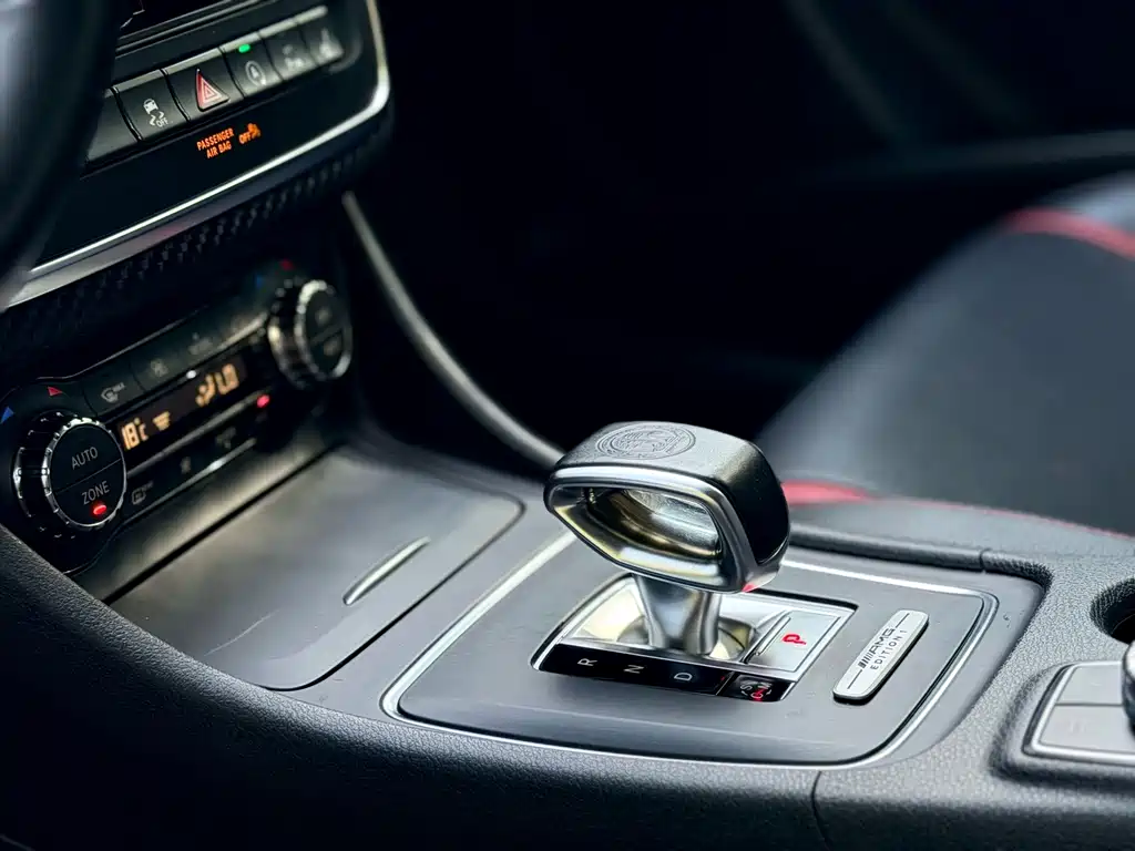 Mercedes-Benz A-Class AMG 2015 — фото 13