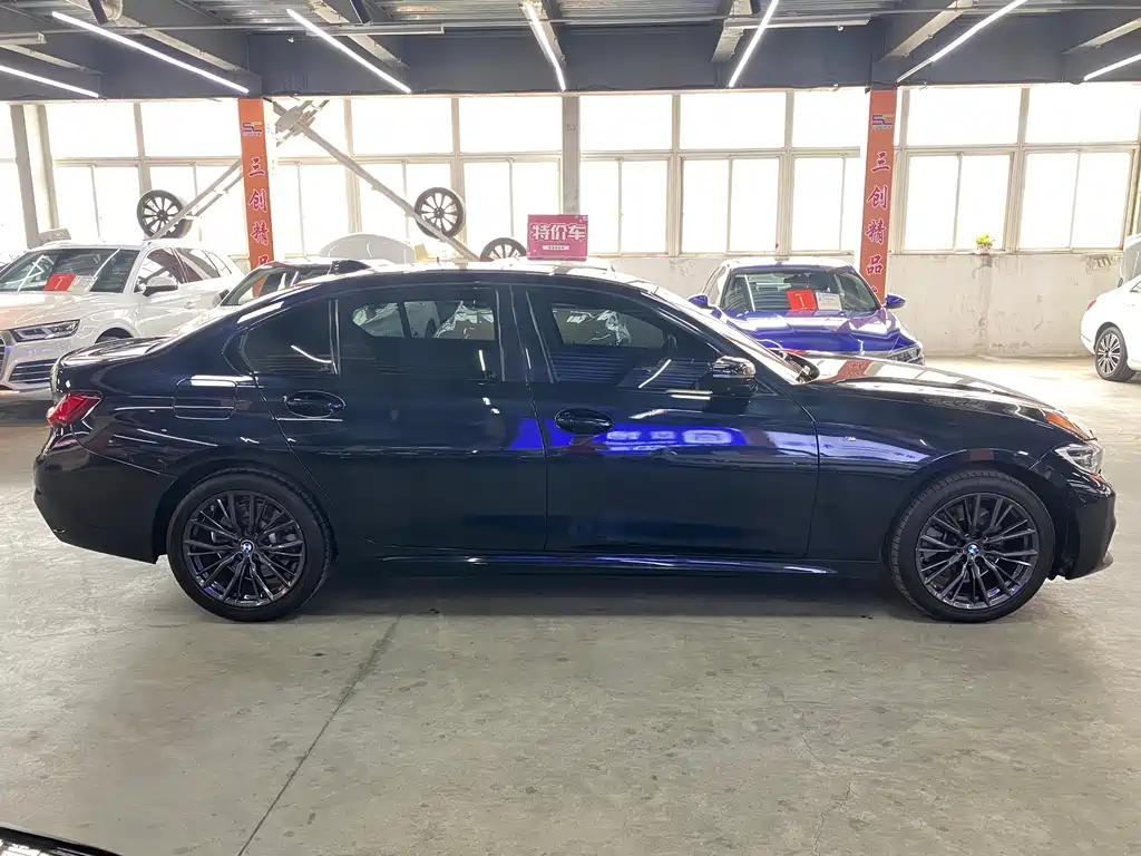 BMW 3 Series 2022