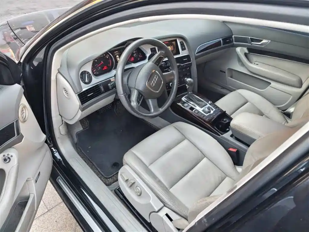 Audi A6L 2011
