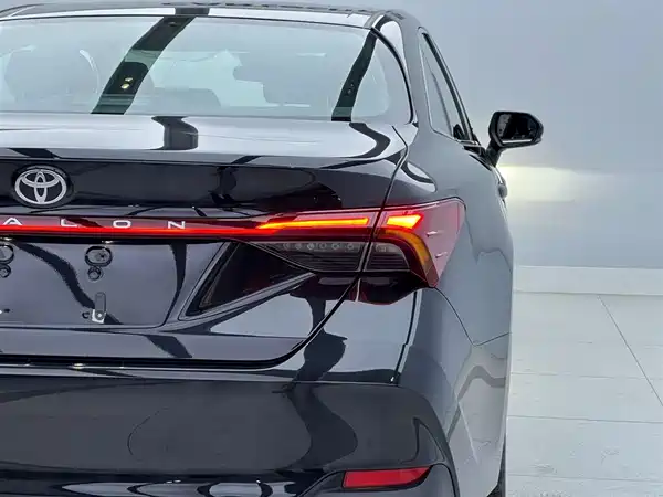 Toyota Avalon 2024