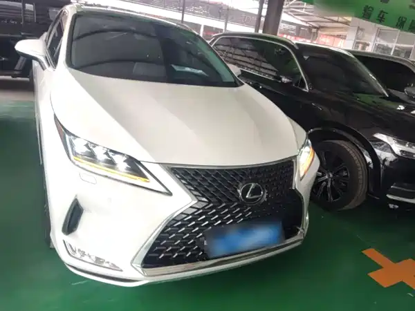 Lexus RX 2020