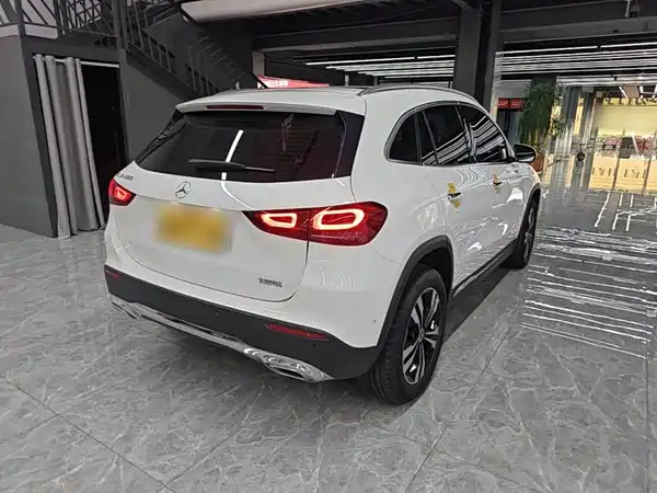 Mercedes-Benz GLA 2022