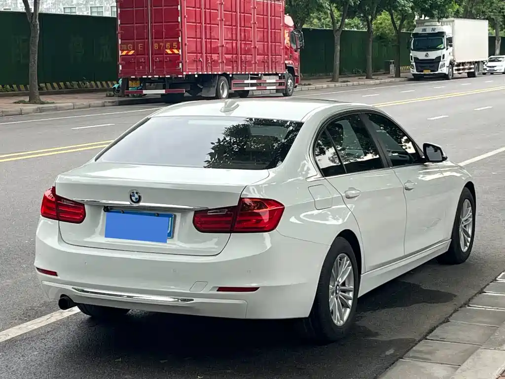 BMW 3 Series 2013 — фото 7