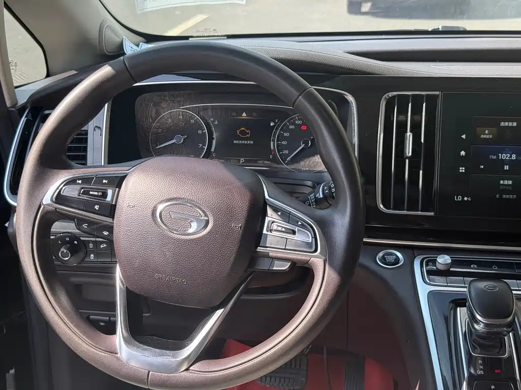 GAC Trumpchi M8 2022 — фото 12