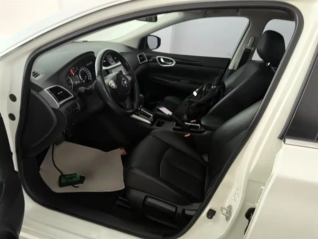 Nissan Sylphy 2020 — фото 15
