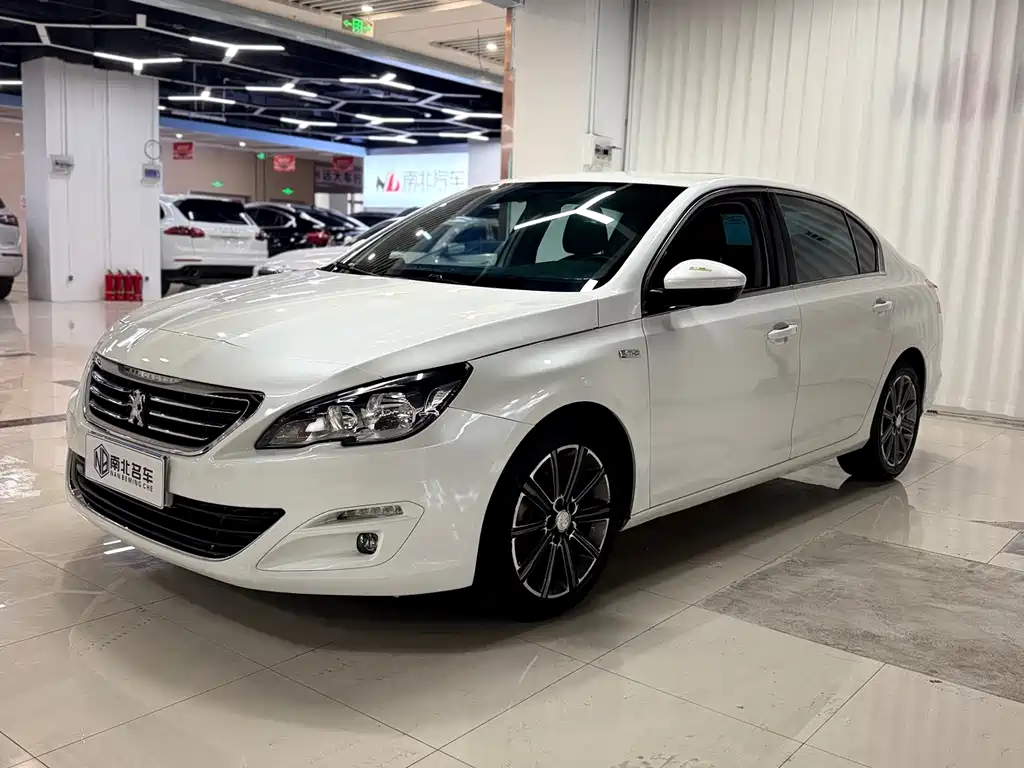 Peugeot 408 2016 — фото 1
