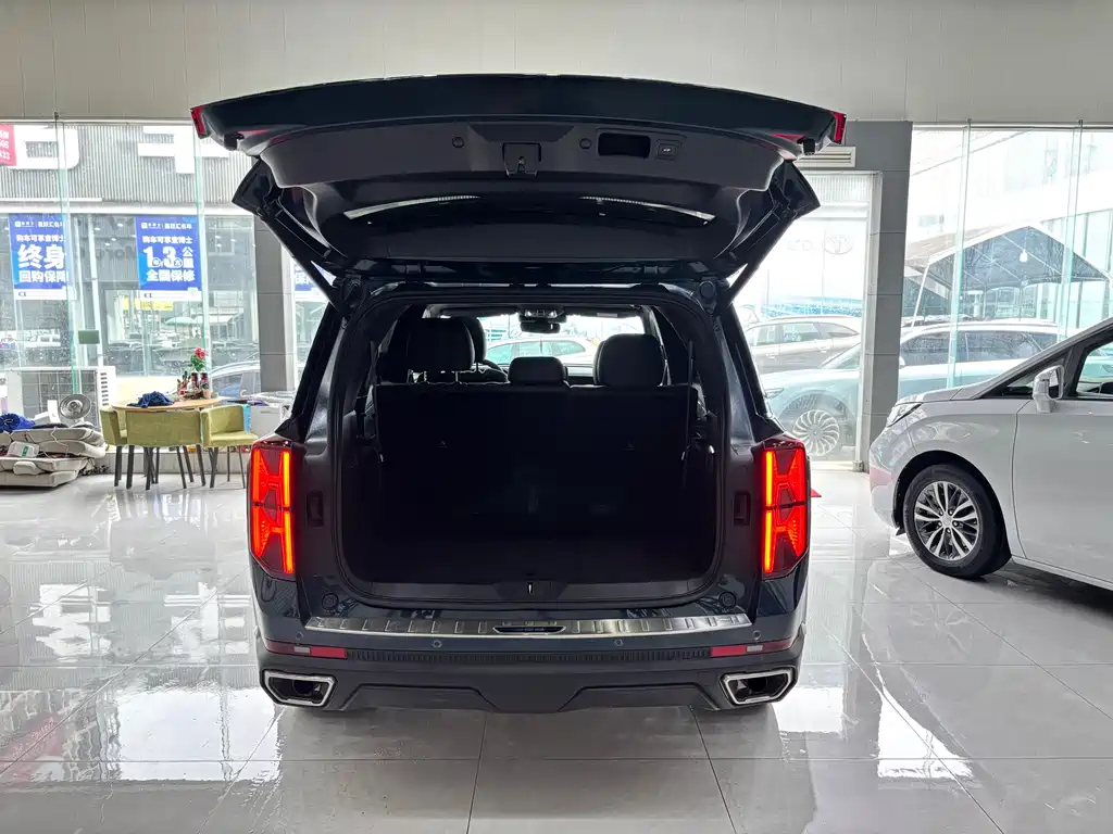 GAC Motor Trumpchi GS8 2023 — фото 20