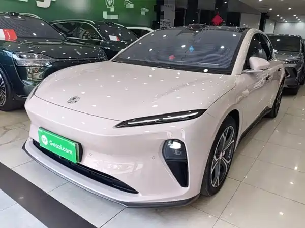 NIO ET5 2024