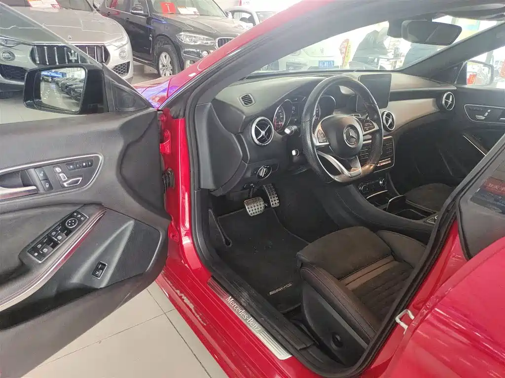 Mercedes-Benz CLA 2017 — фото 12