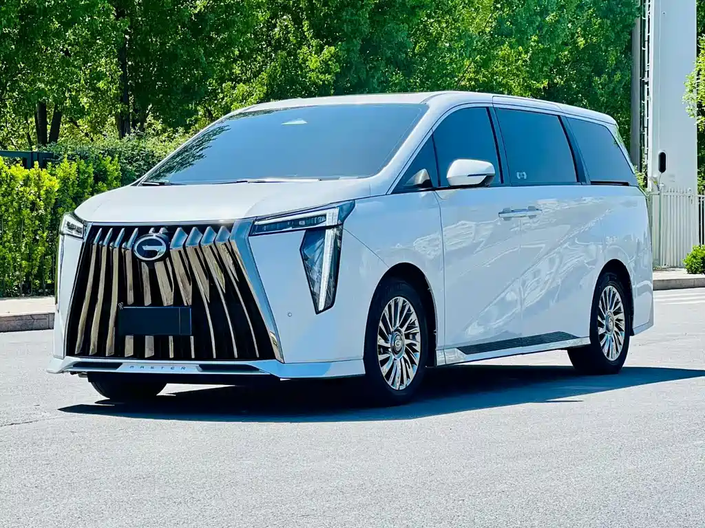 GAC Motor Trumpchi M8 2024 — фото 1