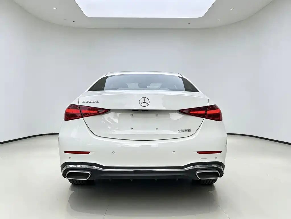 Mercedes-Benz C-Class 2023 — фото 5