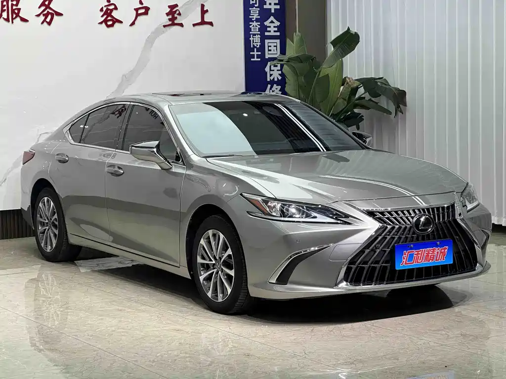 Lexus ES 2022 — фото 3