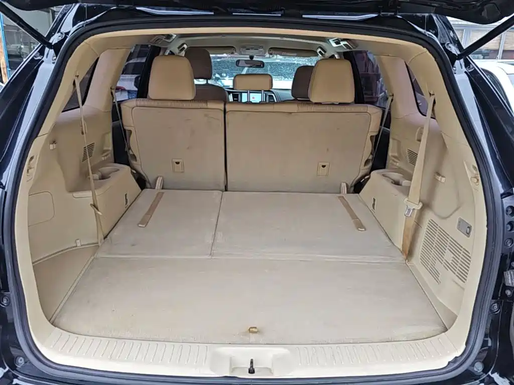 Toyota Highlander 2016 — фото 19