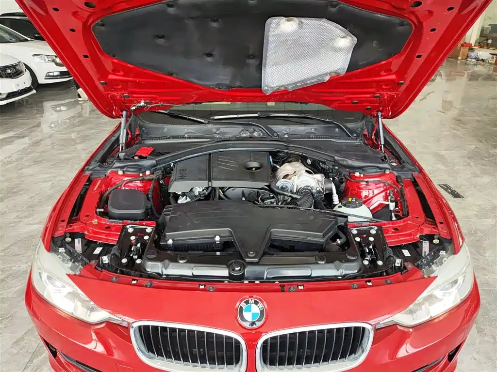 BMW 3 Series 2015 — фото 20