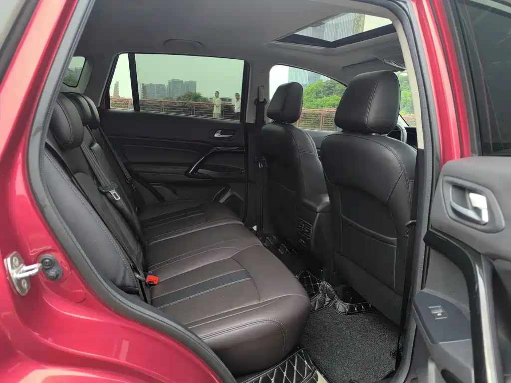 GAC Trumpchi GS4 2018 — фото 12